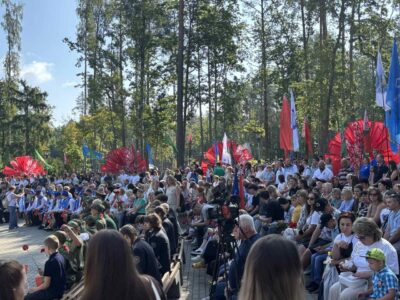Митинг, посвященном 84-й годовщине со дня образования партизанского отряда «Большевик»